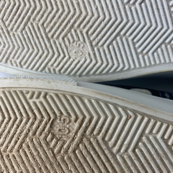 The Office Dwight Schrute Quote Slip-On Shoes Black & White Size 10.5 - Picture 6 of 8